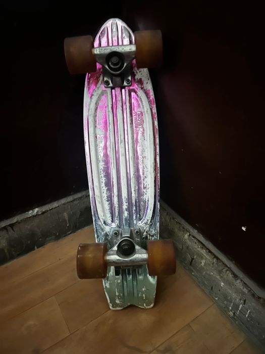 пениборд ролер розов GLOBE