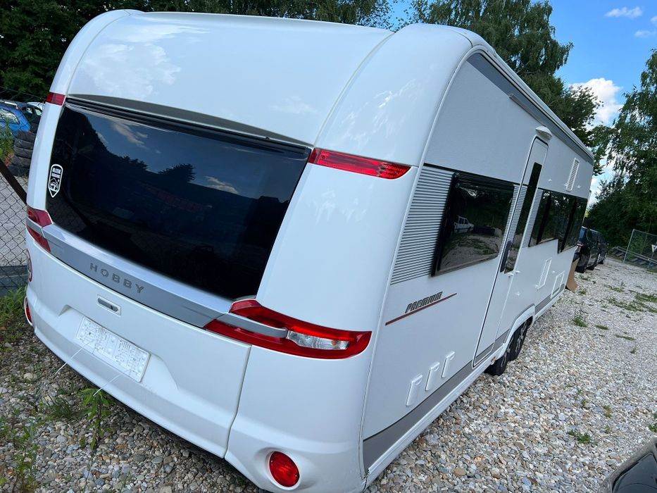Каравана хоби 650 премиум