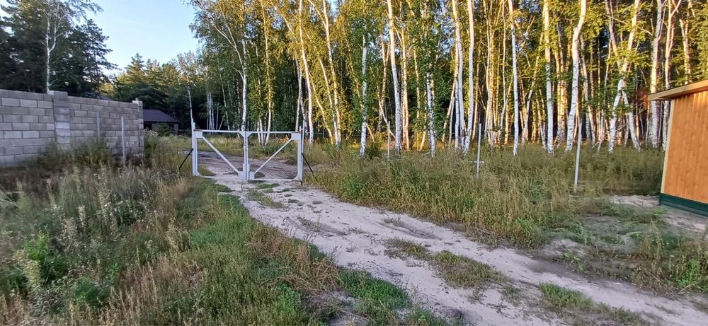 Продам земельный  участок 10 соток