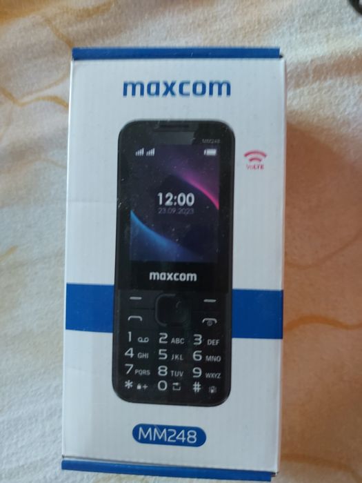 Telefoane noi,în cutii