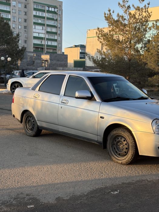 Лада приора 2011