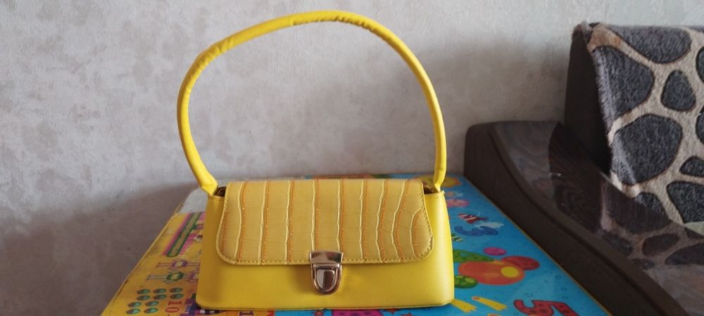 Продам сумки женские