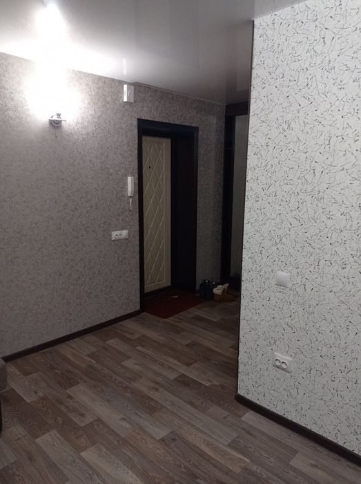 Продам полуторку возле магазина Жастар