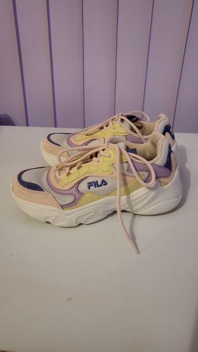 Маратонки Fila 35 номер
