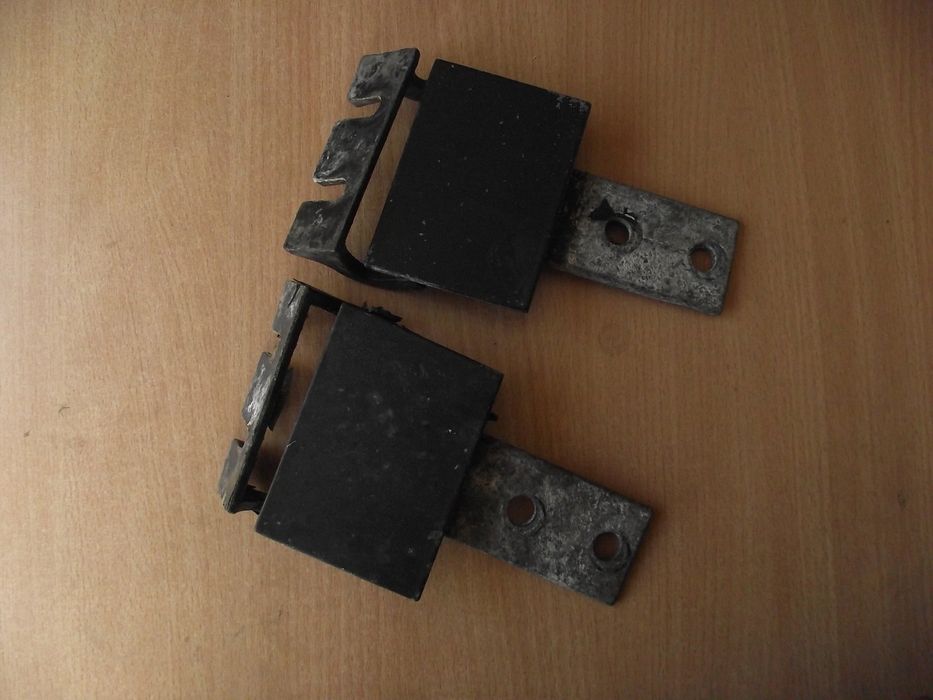 Мерседес MB100D.