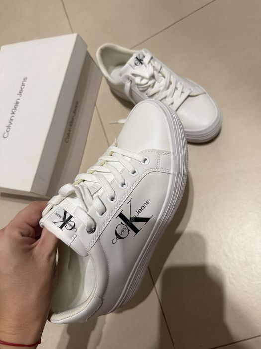 Нови кецове Calvin Klein