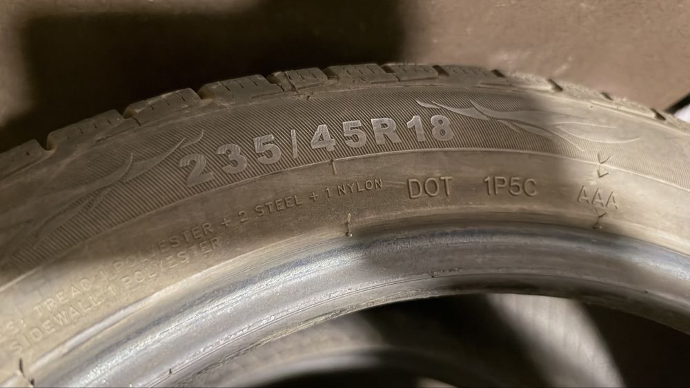 Продам шины зимние всесезонка