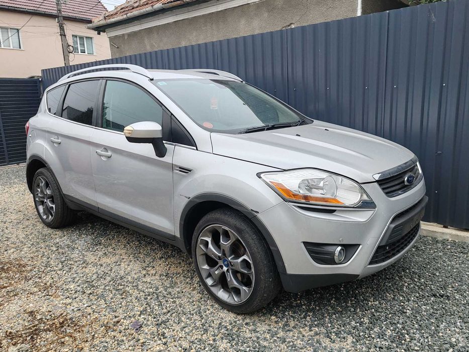 Dezmembrez Ford Kuga 2.0 TDCI