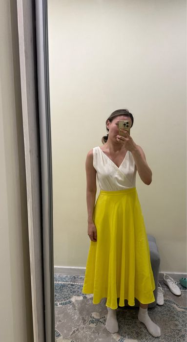 Платье Max&Co, топ Elie Tahari