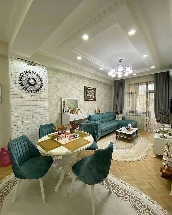 Сдаётся 2х комнатная квартира в центре города