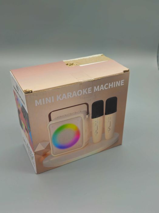 Мини караоке комплект Bluetooth колонка с LED и 2 безжични микрофона