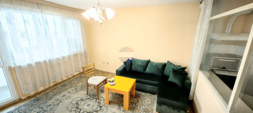 Дава се под наем Двустаен апартамент в Варна, Базар Левски - 60 кв.м за 500 € - Снимка #1