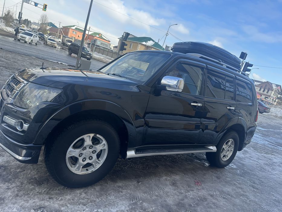 Продам митсубиси паджеро 4