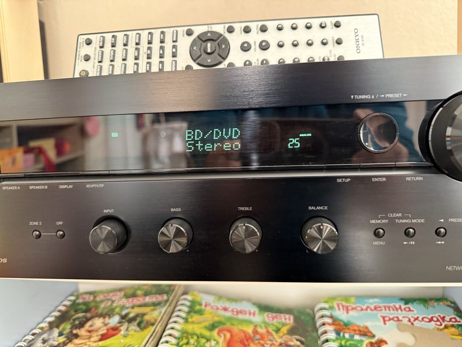 Onkyo TX-8050 стерео ресивър Оптичен вход