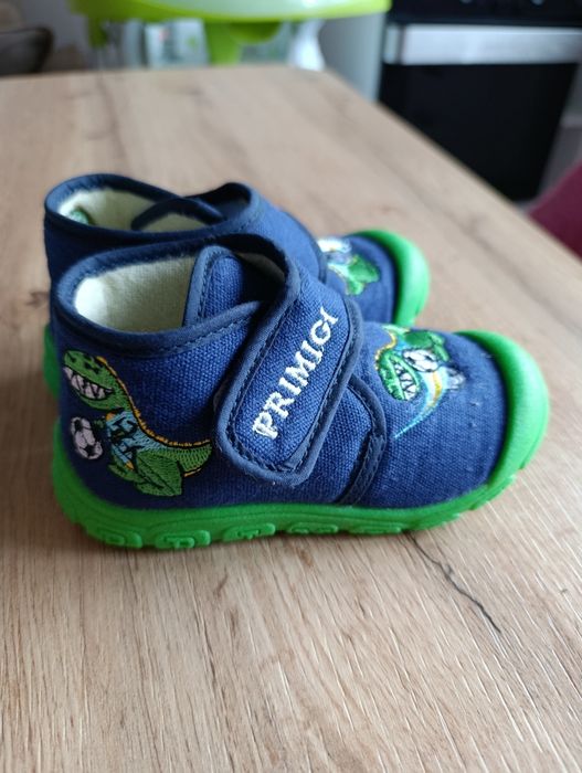 бебешки пантофки