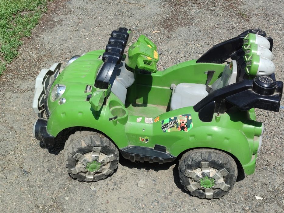 Машинка детская на пульте