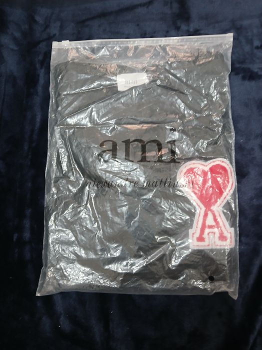 Tricou Ami paris