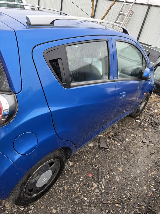 Haion , bara spate ,usi chevrolet spark