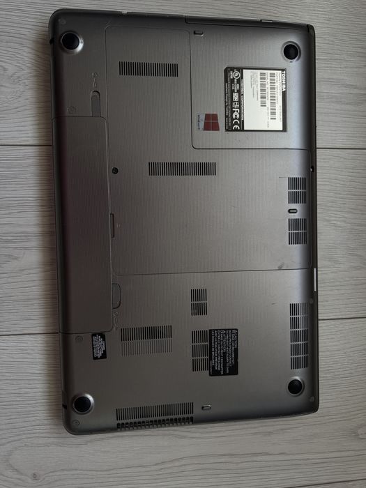 Laptop Toshiba 17.3 inch