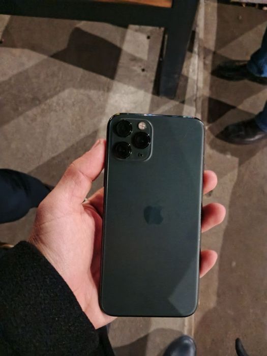 Iphone 11 pro srochna idal
