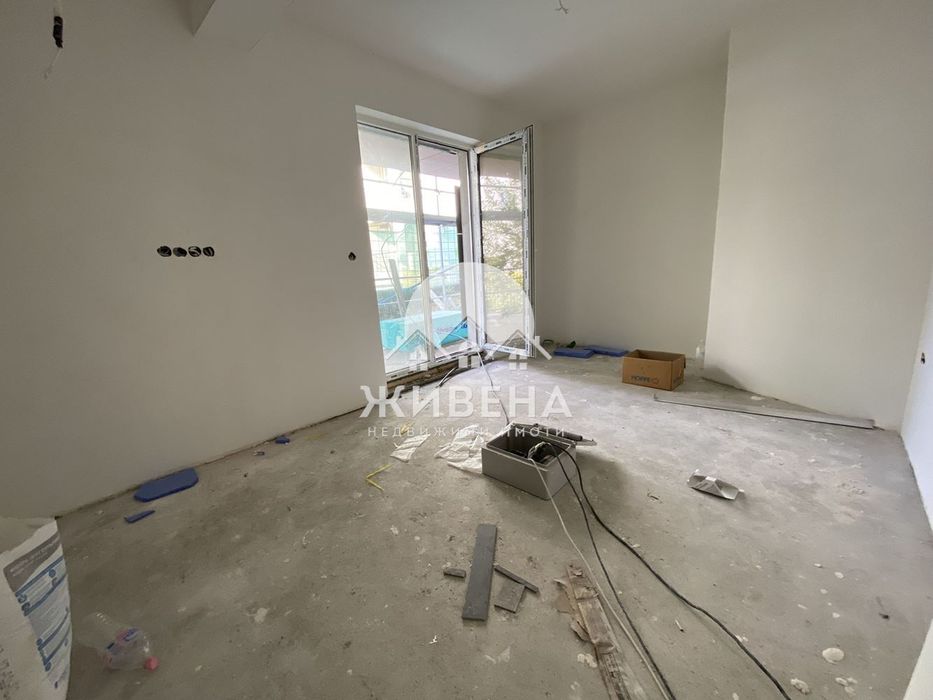 Продава се Двустаен апартамент в Варна, Бриз - 77 кв.м за 2572 €/кв.м - Снимка #5