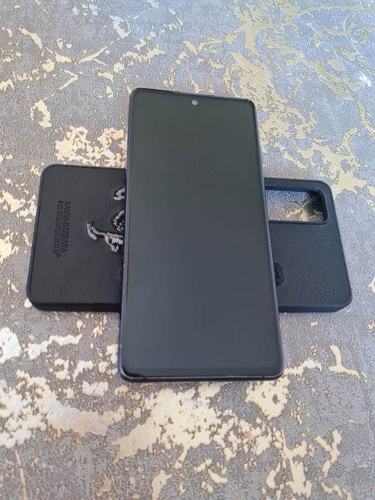 Samsung S20fe  6+6/128gb память