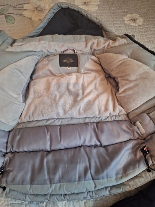 Продам детский зимний костюм