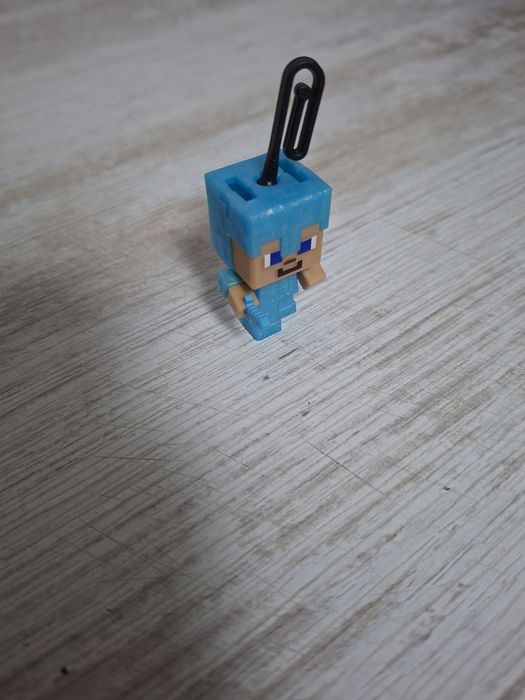 Фигурка kinder joy Steve minecraft