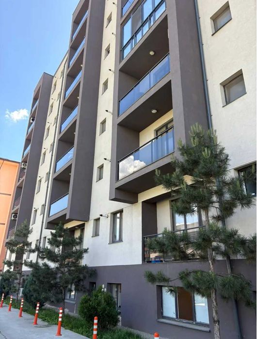 Vând apartament 2 camere