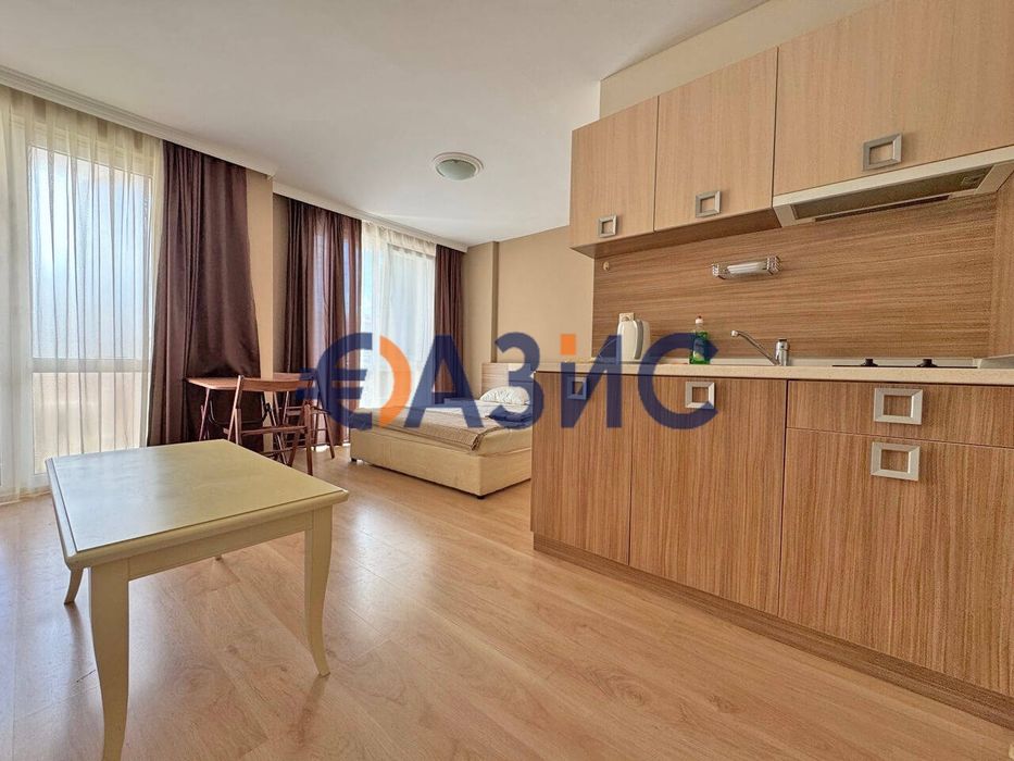 Продава се Едностаен апартамент в к.к. Слънчев бряг - 42 кв.м за 1250 €/кв.м - Снимка #8