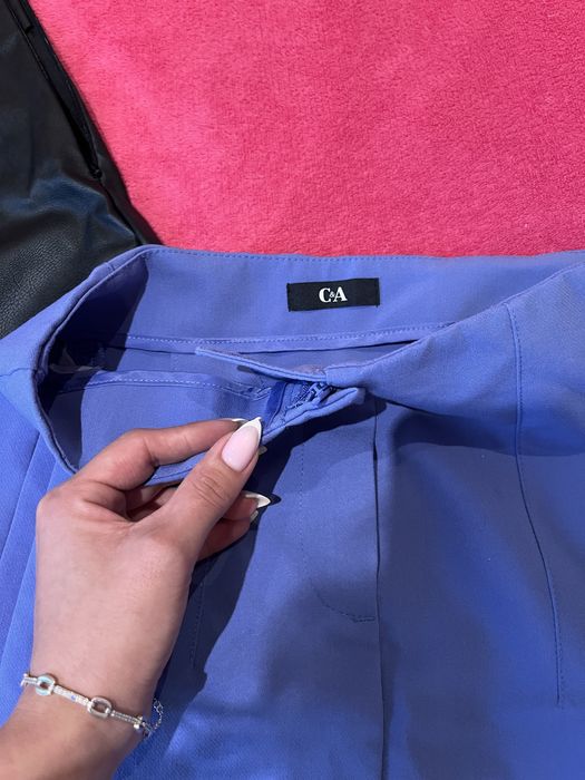 Официална лилава поличка