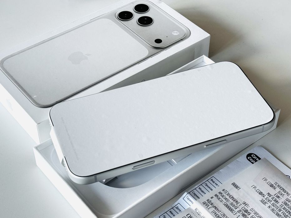 НОВ! Iphone 17 Pro Max 256GB White Гаранция 2 години