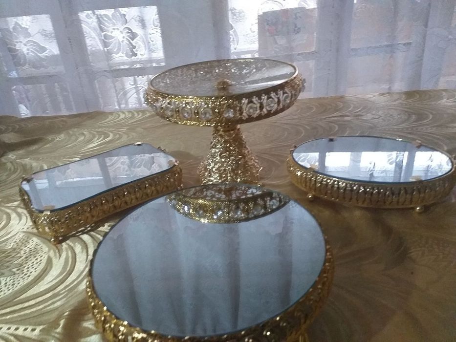 Prakat (arenda) stol stul