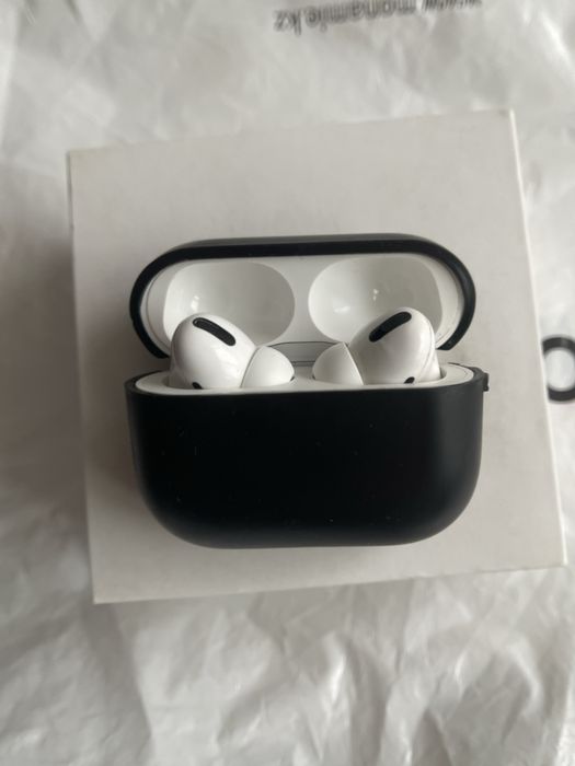 AirPods pro 1 первые