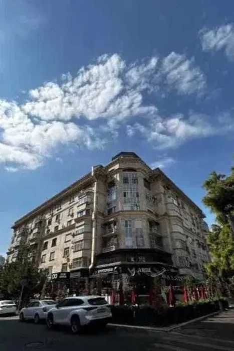 Продается 250 м² квартира в ГАБУСЕ, Гостиница Россия метро Ойбек ЦЕНТР