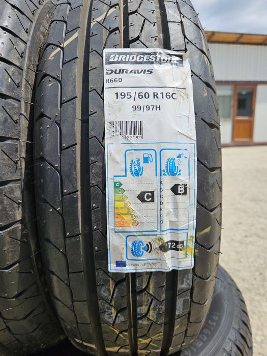Vând anvelope vară 195/60/16 C 195/60r16 C BRIGESTONE