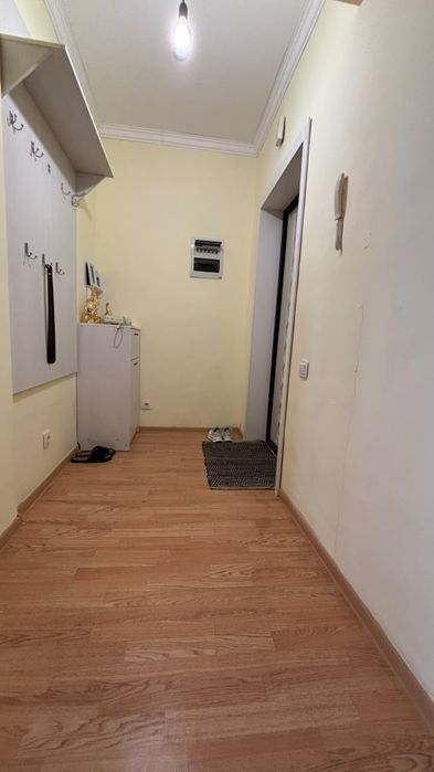 Продам квартиру 2 хкомнатную