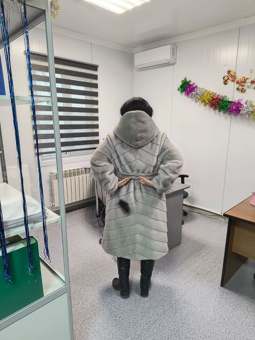 ЭКО шуба новая в отличном состоянии