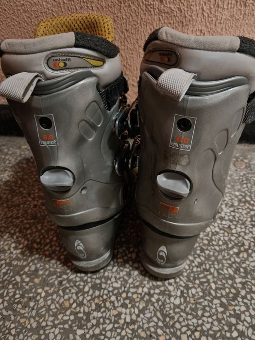 Ски обувки  Salomon 30 евро