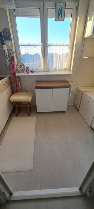 Vând garsonieră renovată, utilată, lângă metrou