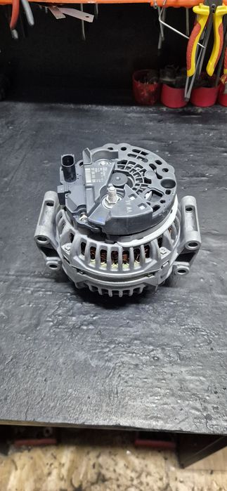 Генератор  Bosch 140A VAG 1.8 и 2.0