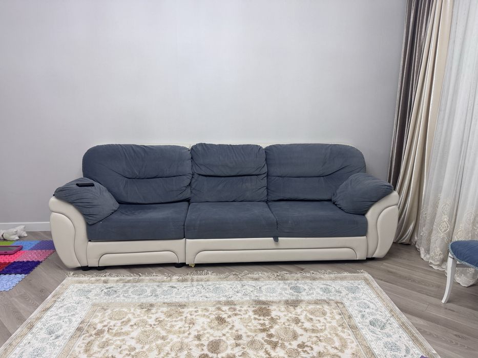 Продам диван 2в1 отличного состояние