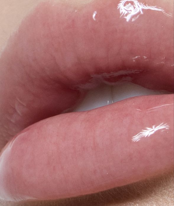 Оригинален REFY Lip Gloss-Clear Прозрачен блясък и хидратация в едно