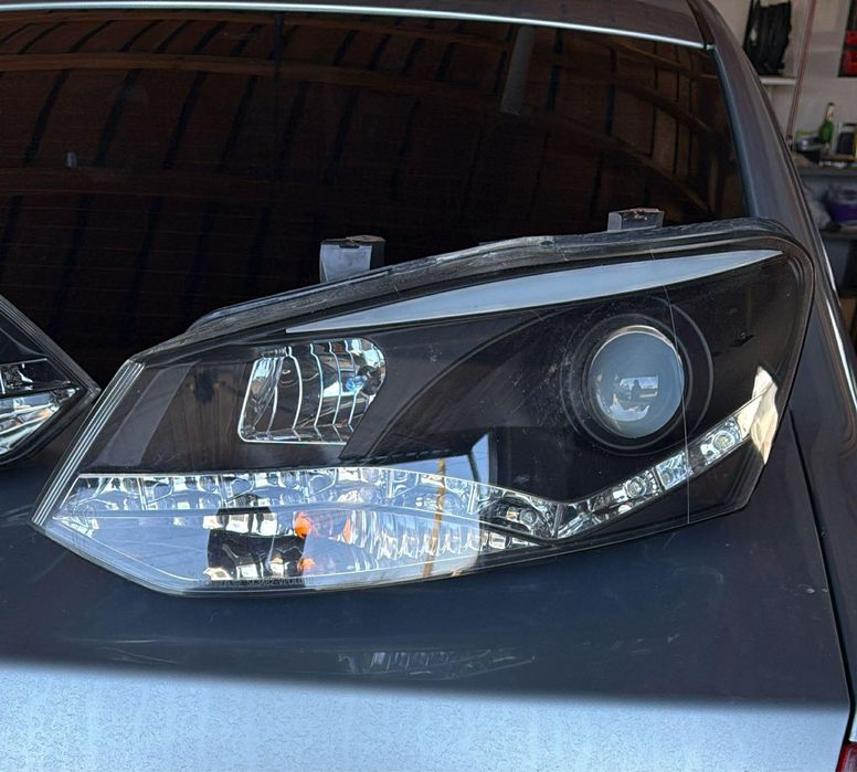 Faruri Volkswagen R-Line