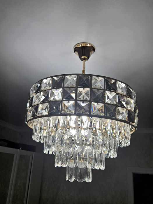 продам люстру, 25000 тнг.