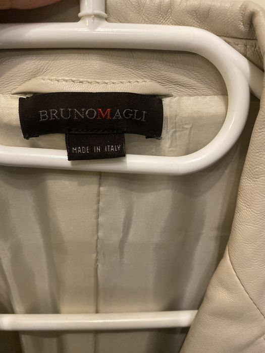 Елегантно кожено манто “Bruno Magli”