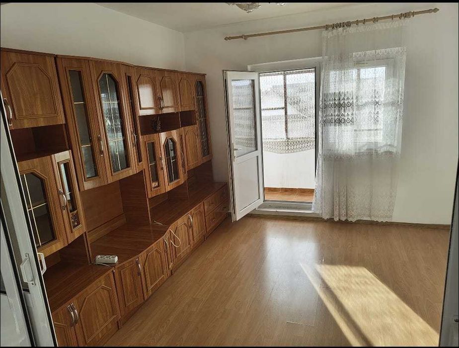 Apartament  2 camere de vanzare