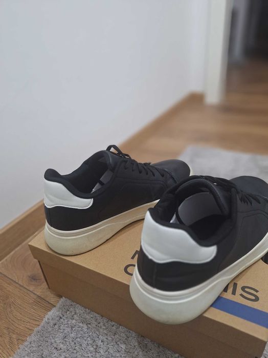 Нови обувси 42 номер