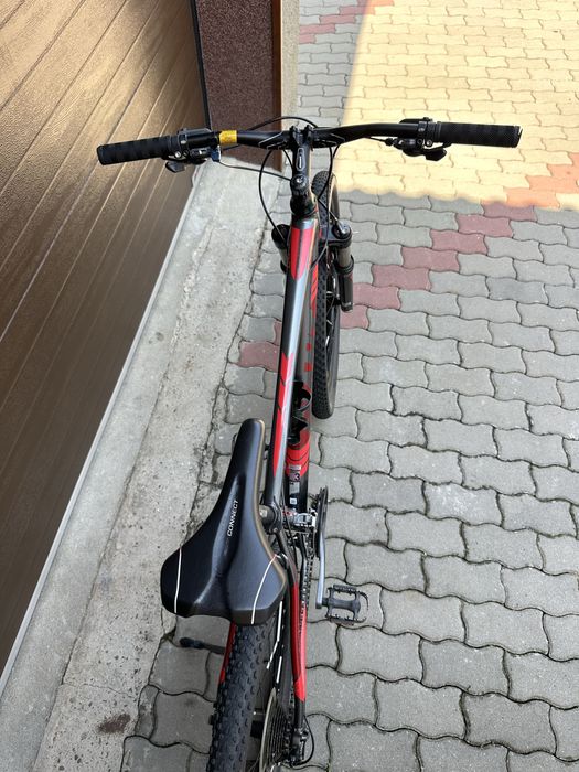 Bicicleta Giant Talon 3.  Roti 27.5