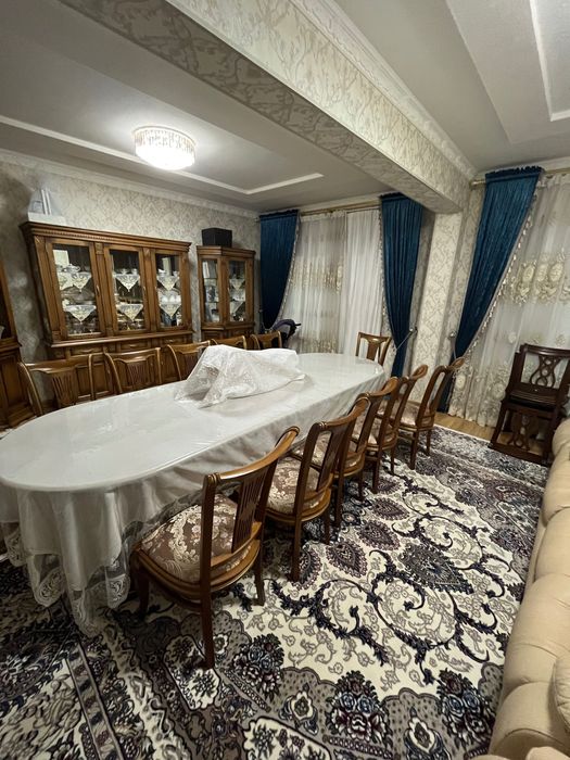 Продается 3-комнатная квартира с  xорошим ремонтом на Ц квартале